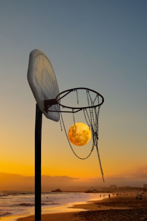 KangHee Kim, Untitled (Basketball beach) 2022