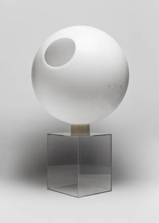 Delphine Burtin<br /> <em>Untitled (4), Sans condition initiale series</em>, 2015<br /> Archival pigment print<br /> 23.563 x 13.813" &nbsp; &nbsp;Edition of 10 (plus 2 APs)