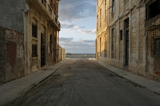 Jeffrey Milstein<br /> <em>View to Malecon, </em>2004<br /> Archival pigment prints<br /> 16 x 24" &nbsp; &nbsp;Edition of 15<br /> 22 x 33" &nbsp; &nbsp;Edition of 5