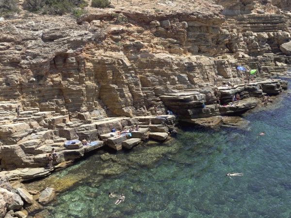 Massimo Vitali<br /> <em>Cala Llosa South, Ibiza,&nbsp;</em>2016<br /> Digital C-print<br /> 71.5 x 95.5" &nbsp; &nbsp; <br /> Edition of 6
