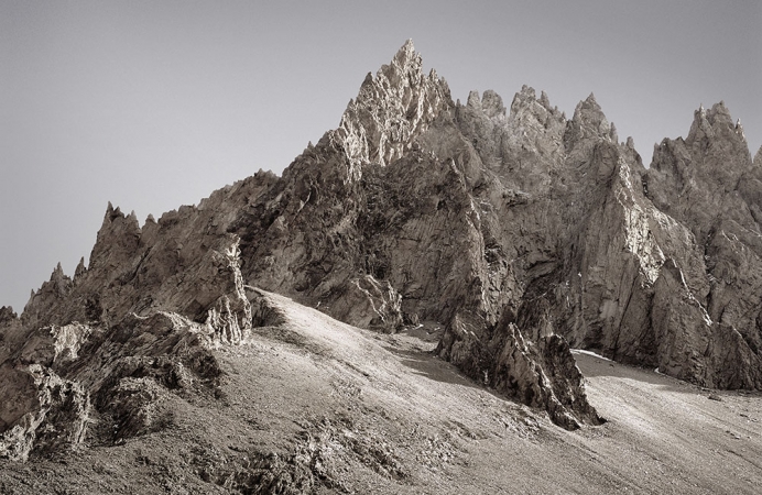 Michael Najjar<br /> <em>nikkei_66-09</em><br /> Hybrid photography, Archival pigment print, diasec, custom-made aluminum frame<br /> <span style="font-family: Helvetica;">26.5 x 40" &nbsp; &nbsp;Edition of 6<br /> 51.5 x 79.5" &nbsp; &nbsp;Edition of 6</span><br /> <br />