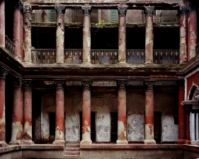 Laura McPhee<br /> <em>Courtyard Mitra House, Kolkata, 2001</em><br /> Archival Pigment Ink Prints<br /> 30 x 40" &nbsp; &nbsp;Edition of 5<br /> 40 x 50" &nbsp; &nbsp;Edition of 5<br /> 50 x 60" &nbsp; &nbsp;Edition of 5