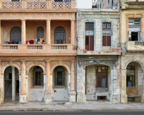 Jeffrey Milstein<br /> <em>El Malecon, Havana, Cuba, </em>2004<br /> Archival pigment prints<br /> 16 x 24" &nbsp; &nbsp;Edition of 15<br /> 22 x 33" &nbsp; &nbsp;Edition of 5