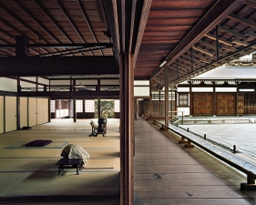 Jacqueline Hassink<br /> <em>Kaisan-do 1,&nbsp;subtemple of Tōfuku-ji,&nbsp;Southeast Kyoto,&nbsp;14 August 2004 (13:00–16:30)</em><br /> Chromogenic prints<br />41 x 51", 50 x 63", and&nbsp;63 x 79"&nbsp; &nbsp;Shared edition of 7<br />