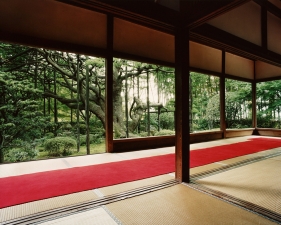 Jacqueline Hassink<br /> <em>Hōsen-in 1, Summer,&nbsp;Northeast Kyoto,&nbsp;29 June 2004 (16:00–17:30)</em><br /> Chromogenic prints<br /> 41 x 51", 50 x 63", and&nbsp;63 x 79"&nbsp; &nbsp;Shared edition of 7<br />