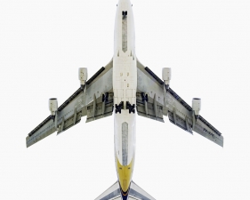 Jeffrey Milstein<br /> <em>Singapour Boeing 747 - 400,&nbsp;</em>2005<br /> Archival pigment prints<br /> 20 x 20" &nbsp; &nbsp;Edition of 15<br /> 34 x 34" &nbsp; &nbsp;Edition of 10<br /> Some Aircraft images can be up to 40 x 40”