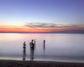 Matthew Pillsbury<br /> <i>Edgewater Beach #7, Cleveland</i>, 2017 (TV17027)<br /> Archival pigment ink prints<br /> 20 x 24" &nbsp; &nbsp;Edition of 10<br /> 30 x 40" &nbsp; &nbsp;Edition of 6 (plus 2 APs)<br /> 50 x 60" &nbsp; &nbsp;Edition of 2 (plus 1 AP)